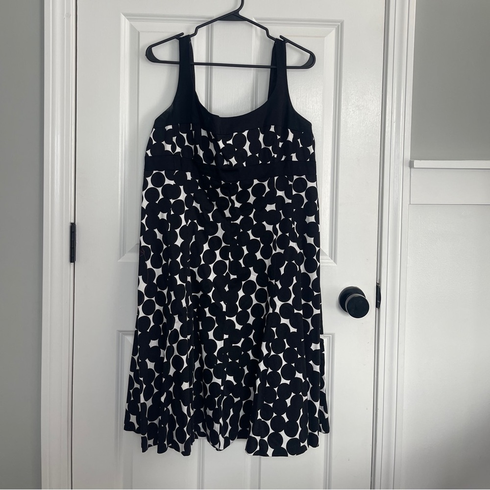Jones Wear Dress Chic Black and White Polka Dot Dress